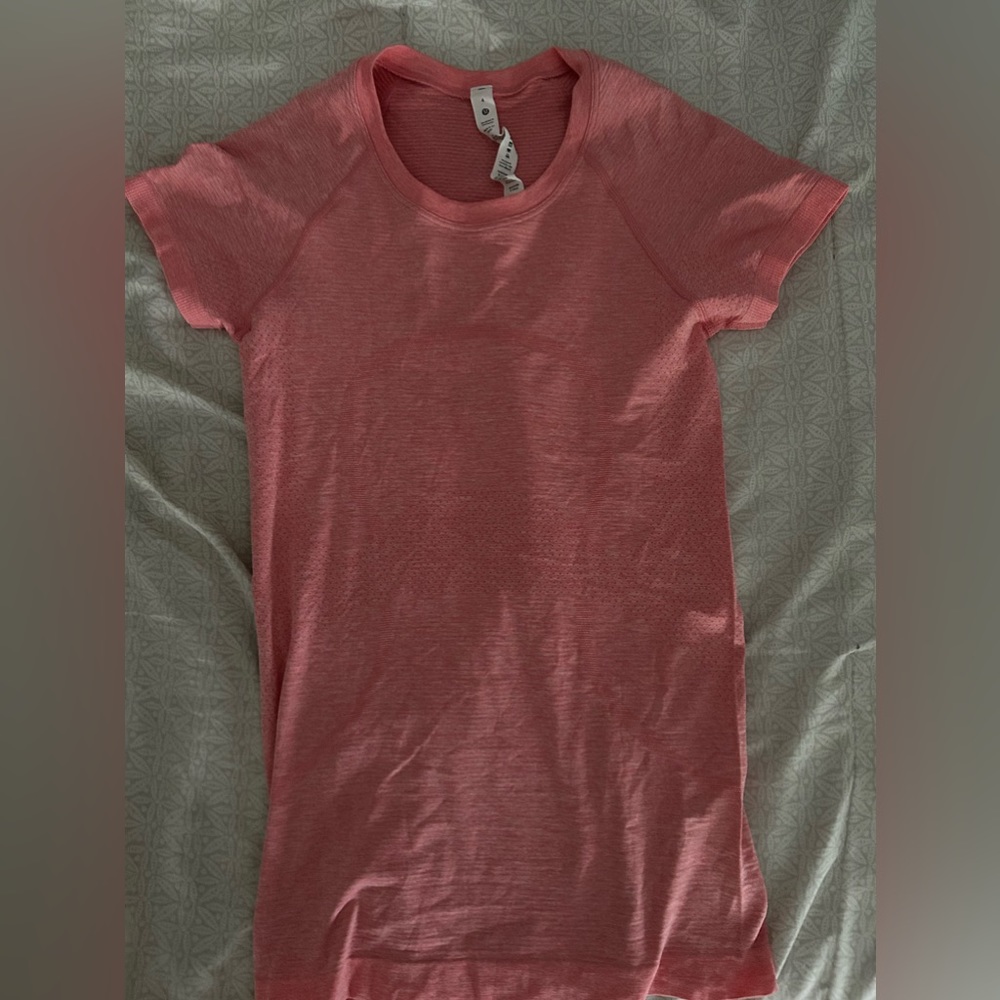 Lululemon swiftly tech tee